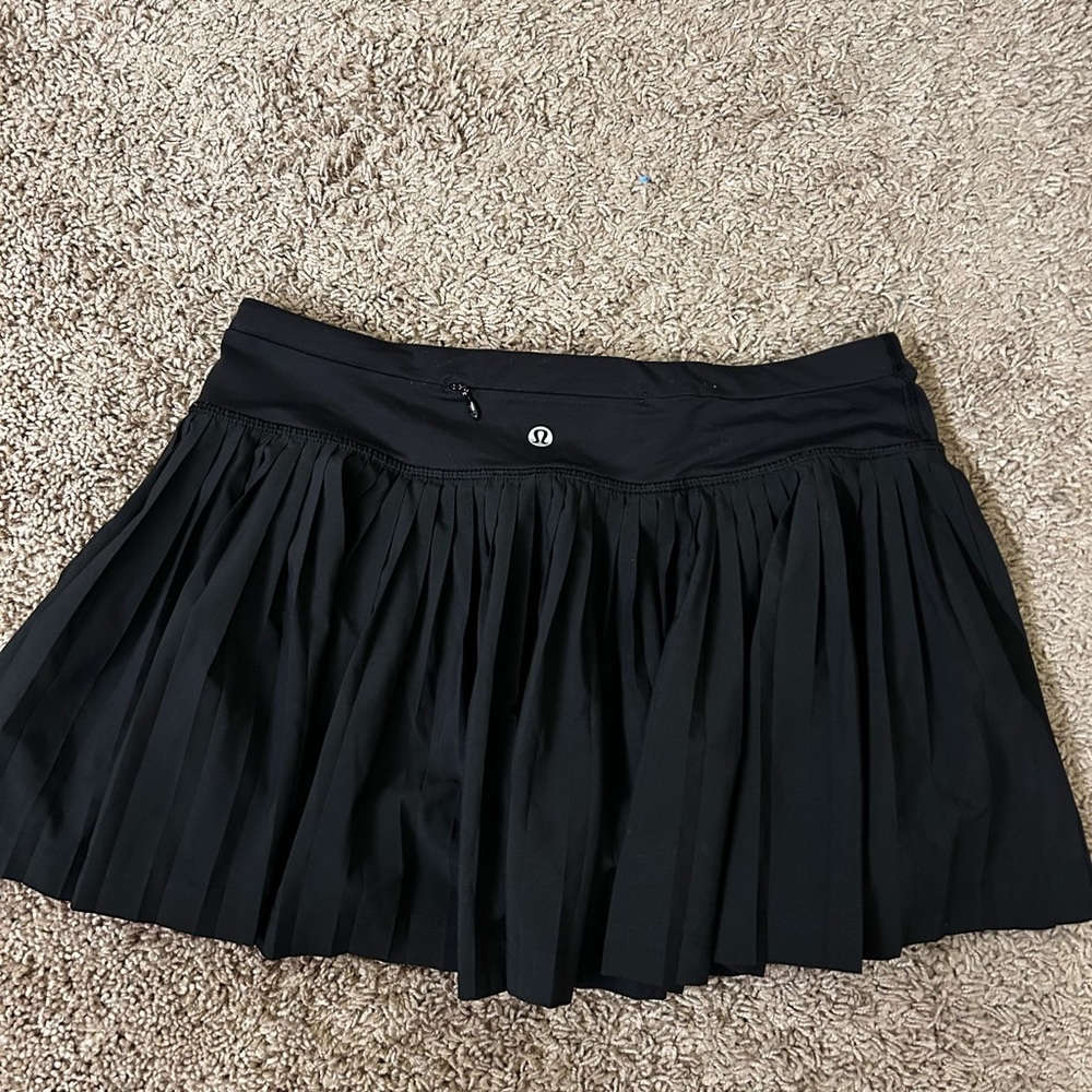 COPY - Lulu lemon tennis skirt